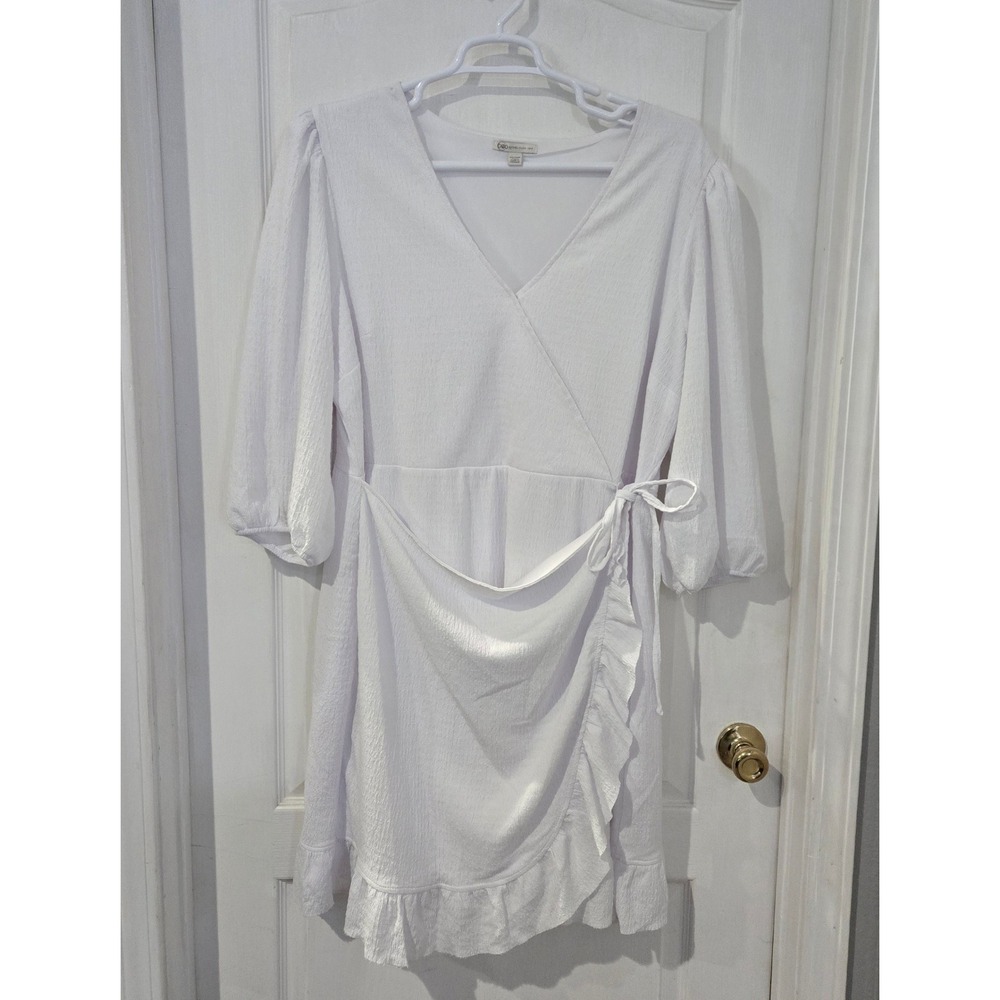 Cato‎ Wrap Dress Womens 22/24W White Textured Ruffle mini beach